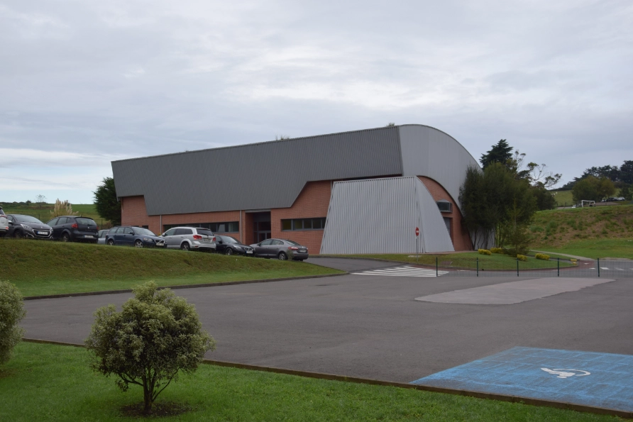Colegio de Fomento Torrevelo-Peñalabra: Colegio Concertado en MOGRO,Infantil,Primaria,Secundaria,Bachillerato,Inglés,Francés,Alemán,Católico,