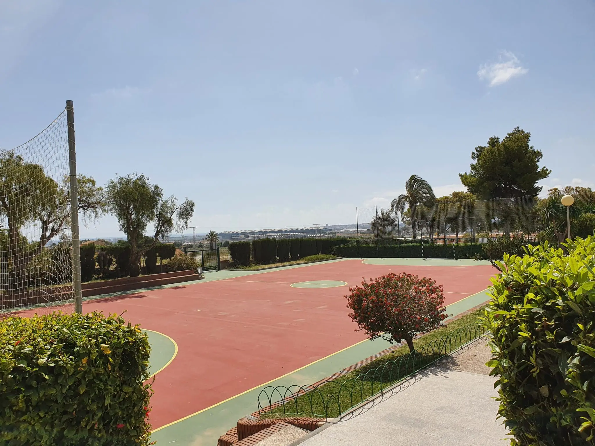 Colegio de Fomento Aitana: Colegio Concertado en Torrellano-Elche,Primaria,Secundaria,Bachillerato,Católico,