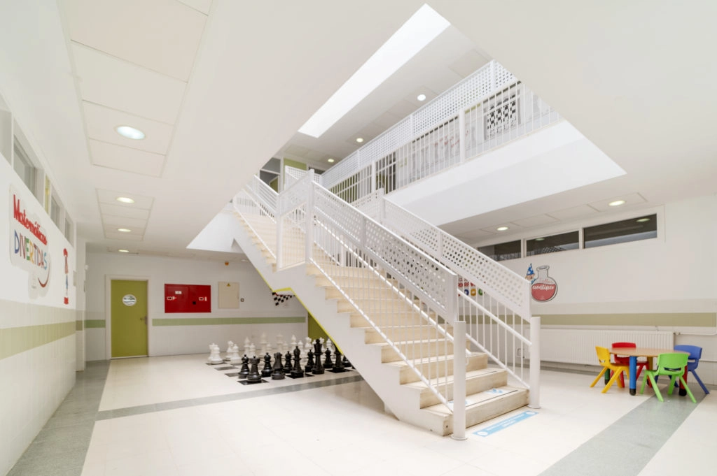 Colegio de Fomento Entreolivos: Colegio Privado en Dos Hermanas,Infantil,Primaria,Secundaria,Bachillerato,Inglés,Francés,Católico,