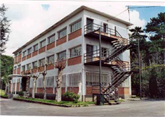 Colegio Virgen de la Almudena: Colegio Concertado en Collado Villalba,Primaria,Secundaria,Bachillerato,Católico,