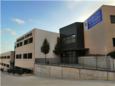 Highlands School Barcelona: Colegio Privado en Esplugues de Llobregat,Infantil,Primaria,Secundaria,Bachillerato,Inglés,Católico,