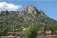 Colegio Pico De La Miel: Colegio Público en CABRERA (LA),Infantil,Primaria,