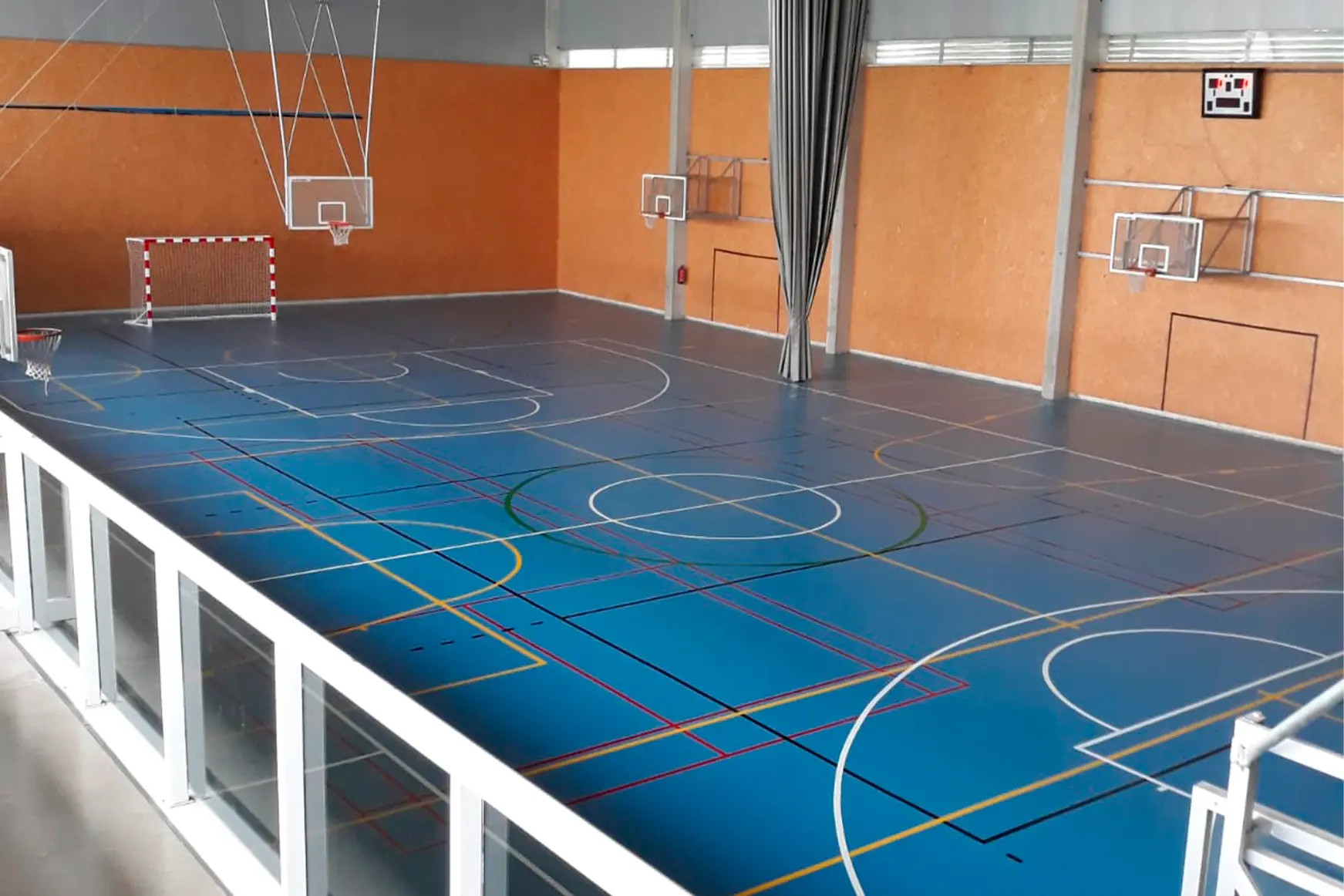 Colegio de Fomento Miravalles-El Redín: Colegio Concertado en Cizur Menor,Infantil,Primaria,Secundaria,Bachillerato,Inglés,Francés,Católico,